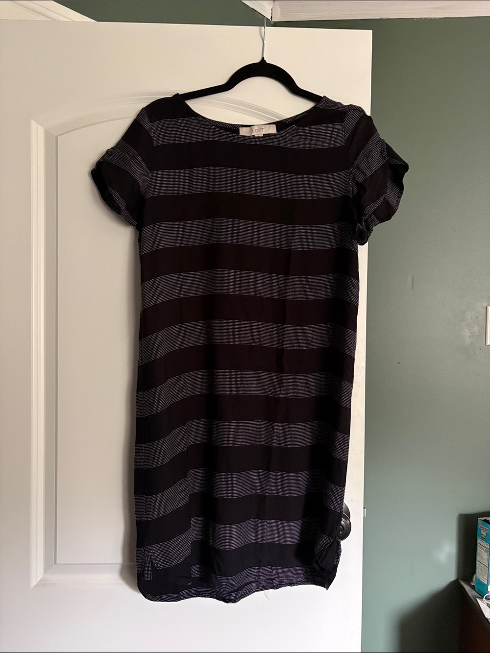 Loft S Women's Dress Black‎ White Striped Shift with Flutter Cap Sleeves